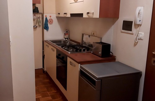 San Benedetto di Lugana Apartment | Casa Matilde in lakefront residence, Peschiera del Garda