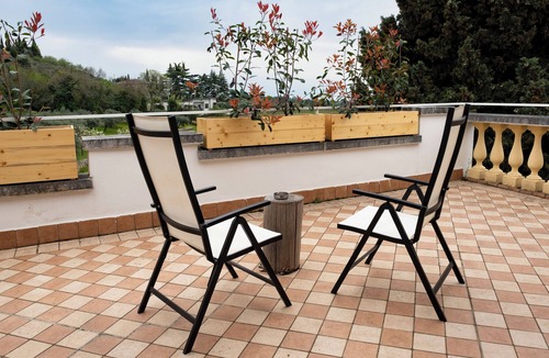 Nord-Ovest House | Casa Palmira- Your Holiday Home among Relax, Wine and Hills
