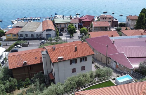 Predore Apartment | CASA RITA VACATION HOME