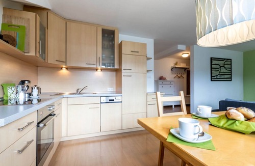 Brunico Apartment | Casa Waldheim not far from centre, up to 5 persons