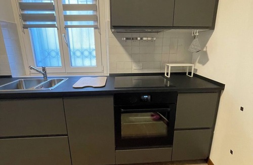 Pavia House | Casabella | Elegant single-family home just a stone's throw from the heart of Pavia and the train station