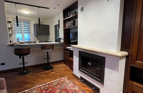 Pavia House | Casabella | Elegant single-family home just a stone's throw from the heart of Pavia and the train station