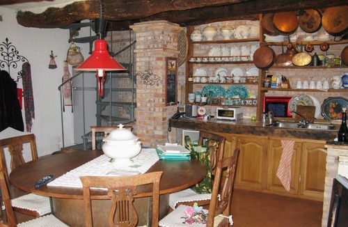 Scandriglia House | Casale Ferronio-Apartment La Vite