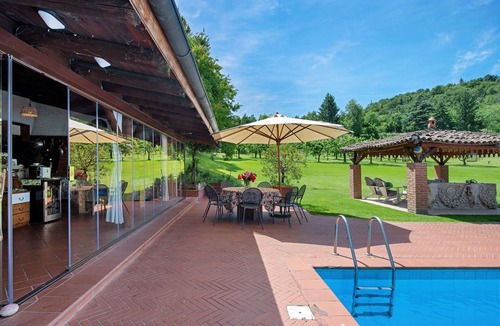 Affi Apartment | Cavallina Retreat - Guest House with Private Pool, Garden, and Wi-Fi