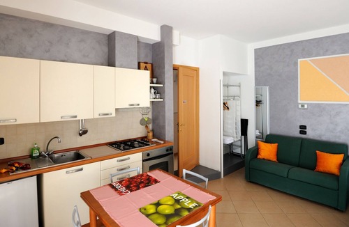 Arco Apartment | Centrally Located Holiday Apartment "Gardarco" in Historic Townhouse