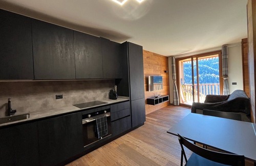 Prato Nevoso Apartment | Chalet del Borgo 24 Prato Nevoso – Charming Wooden Apartment with Mountain Views