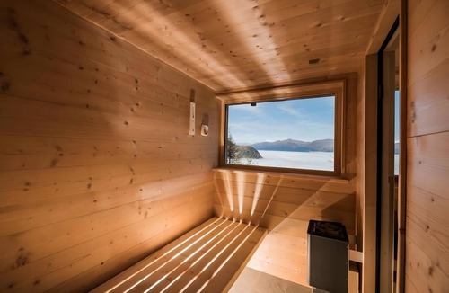 Sesto Ski Chalet | Chalet 'Rotwandwiesen 2' with Mountain View, Private Terrace and Wi-Fi