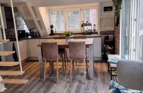 Villaggio Olandese Ski Chalet | Chalet with a fantastic view of Lake Maggiore