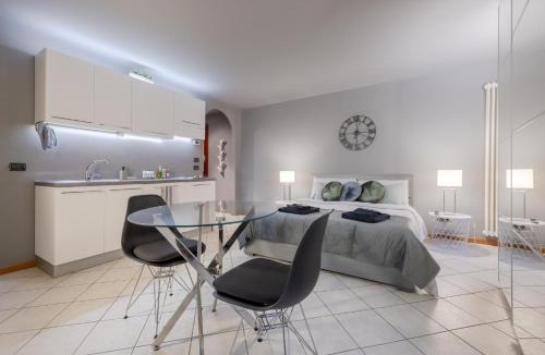 Vicenza Apartment | Charme Studio - Parcheggio a 20 Mt - 5 min dalla Fiera di Vicenza