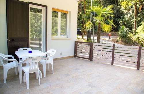 Eraclea Mare Apartment | Charming accommodation with a lovely patio
