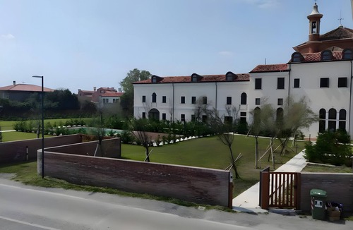 Pellestrina Apartment | Charming Apartment for 4 Guests – Relax and Comfort near Venice