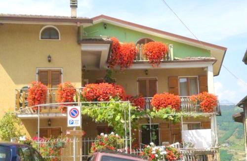 Prabione Apartment | Comfortable Apartment in Prabione with Mountain View (45 sqm).