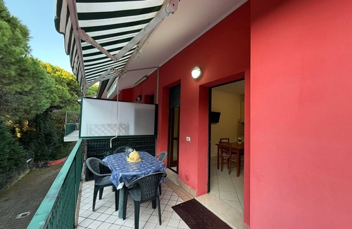 Rosapineta Apartment | Comfy stay close to sea and the center