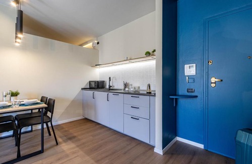 Calolziocorte Apartment | Como Lake Suite , Parking , 500m Train Station, 1km Lake