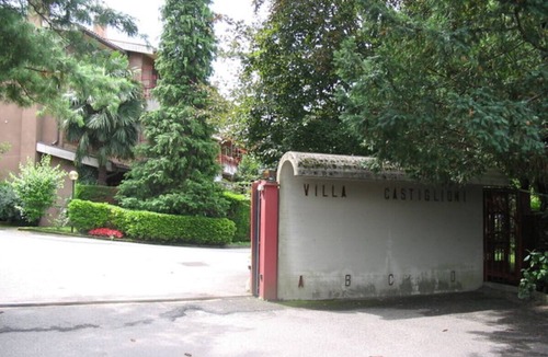 Luino Apartment | Cordelia 9 Apartment with pool in Luino