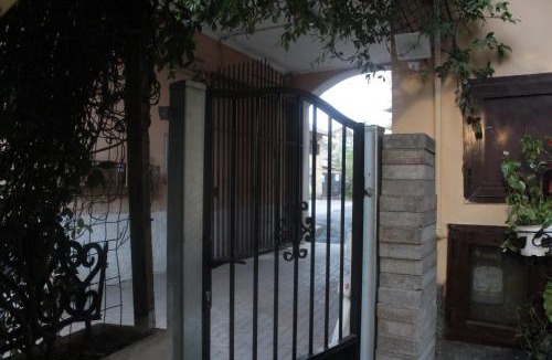 Milan Apartment | Corte dei Pavoni 10 Minuti da Stadio San Siro e Fiera PET FRIENDLY