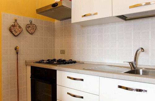 Val di Sogno Apartment | Cosy apartment for 3 guests with WIFI, TV, balcony and pets allowed