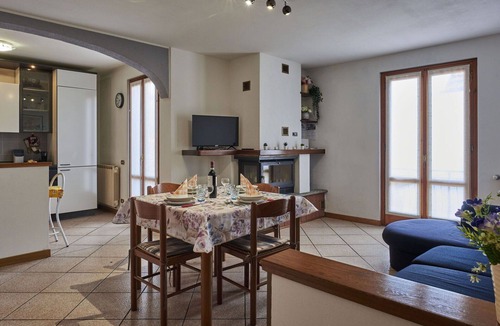 San Siro Apartment | Cosy apartment for 3 people with WIFI, A/C, TV and balcony