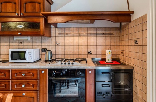 Marilleva 900 Apartment | Cosy apartment for 4 guests with WIFI, TV, patio and pets allowed