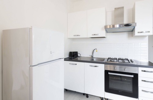 Meina Apartment | Cosy apartment for 4 people with A/C, pool and TV