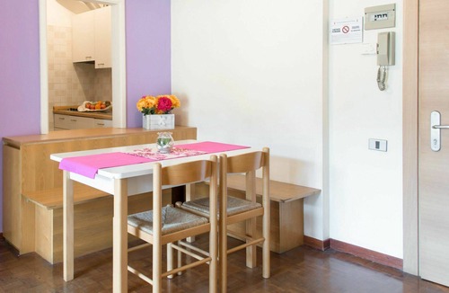 Riva del Garda Apartment | Cosy apartment for 5 guests with WIFI, pool, TV and balcony