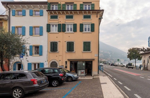 Assenza Apartment | Cosy apartment for 5 guests with A/C, WIFI, TV and balcony