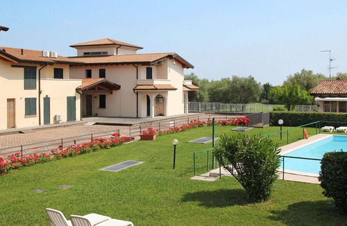 Cunettone-villa Apartment | Cosy apartment for 6 people with A/C, pool, WIFI, TV, balcony and pets allowed