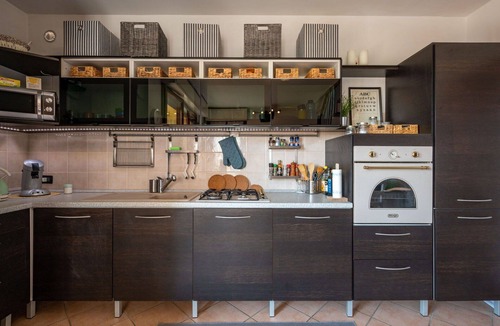 Pettenasco Apartment | Cosy apartment for 5 people with pool, A/C, TV, terrace and pets allowed