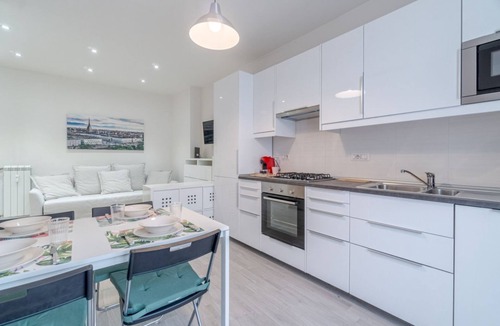 San Paolo Apartment | Cozy and bright apartment located in a prestigious area of the city near the Polytechnic, located less than 2 km from the flat, and well connected to the historic center thanks to public transport that allows you to reach all the points of interest in th