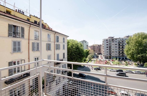 Porta Genova Apartment | Cozy and Elegant Two-Room Apartment in the Heart of the City