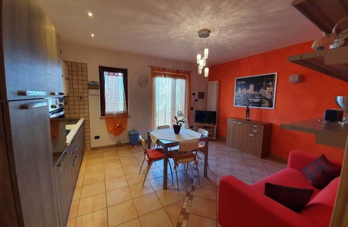 Magugnago Apartment | Cozy apartment 5 minutes from the beach with private parking