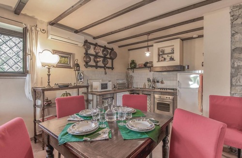 Poggio Catino House | Cozy home in Poggio Catino RI
