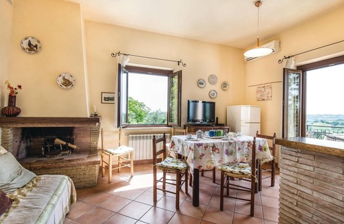 Poggio Catino House | Cozy home in Poggio Catino RI