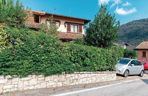 Gabbio-Cereda-Ramate House | Cozy home in Casale Corte Cerro VB with WiFi