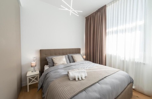 Maggiolina Apartment | Cozy Private Flat - MM Marche 7 Min