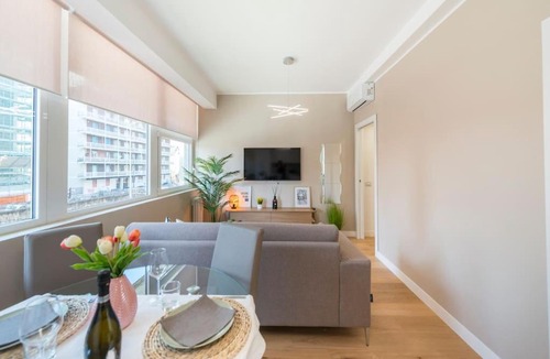 Maggiolina Apartment | Cozy Private Flat - MM Marche 7 Min