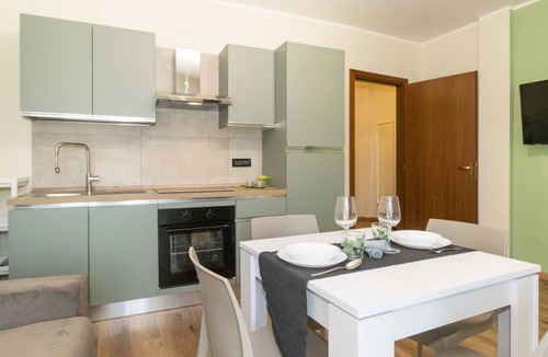Cenisia Apartment | Cozy studio of 40 sqm, able to accommodate up to 3 people, located on the third floor of a building with elevator. The accommodation is located in a quiet and strategic area, outside the Turin ZTL. The area is well connected by public transport, in about