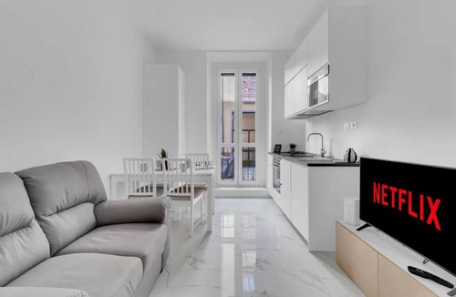 Zona Padova Apartment | CRE9 [Loreto - Cathedral] Central Modern