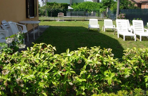 Pacengo Apartment | Da Elena Apartment, two-room apartment with private garden, complex with pool and tennis court
