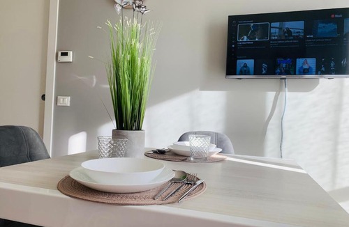 Somma Lombardo Apartment | Deny & Carol's house - app. 33