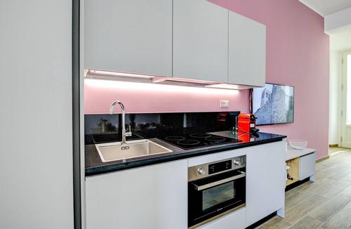 Desenzano del Garda City Centre Apartment | Desenzanoloft Palazzo Visconti - Garda Chiaretto