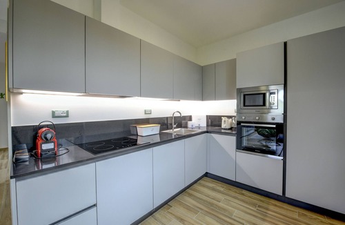 Desenzano del Garda City Centre Apartment | Desenzanoloft Palazzo Visconti - Gran Lugana