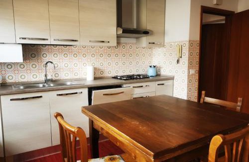 Pedavena Apartment | Desy Spazioso e completo appartamento con 3 camere, 2 BAGNI, fino a 8 posti letto