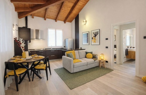 Montale Villa | Detached villa with private garden within a Residence