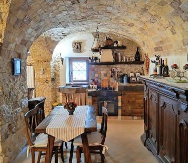 Rocca Pia House | Domus Pia
