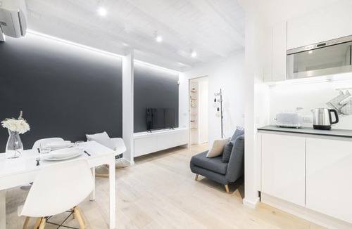 Lazzaretto Apartment | Easylife - Milano - Castaldi 26 P1C - Porta Venezia