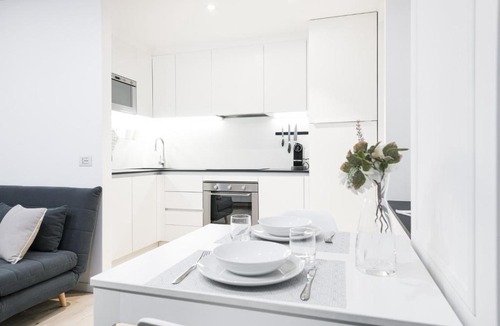 Lazzaretto Apartment | Easylife - Milano - Castaldi 26 P1C - Porta Venezia