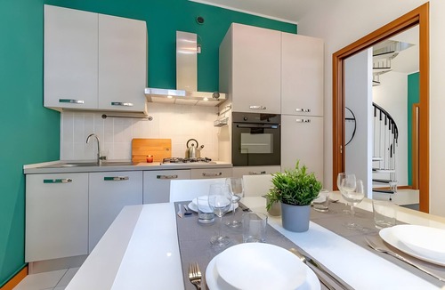 Maggiolina Apartment | Edolo 42 – Milano Centrale – Duomo 10 Minutes by Metro – Free Wi-Fi