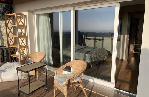 Toscolano Maderno Apartment | Elegant and Modern Style Apartment