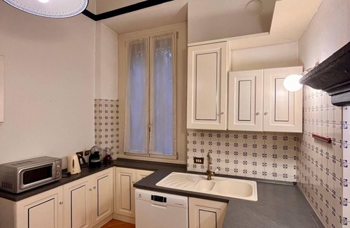 Washington Apartment | Elegant & Large flat for Family and Groups